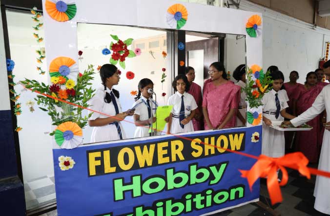 Flower_Decoration_Cmtn.jpg
